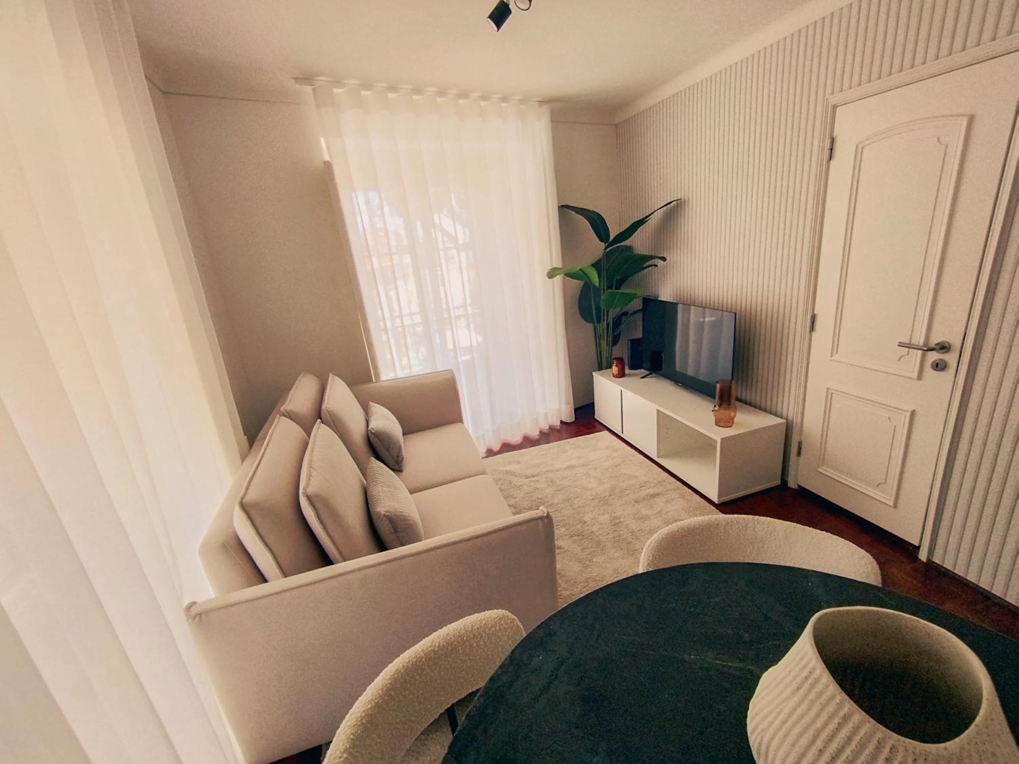 Apartment Theone Alfama Lisbon